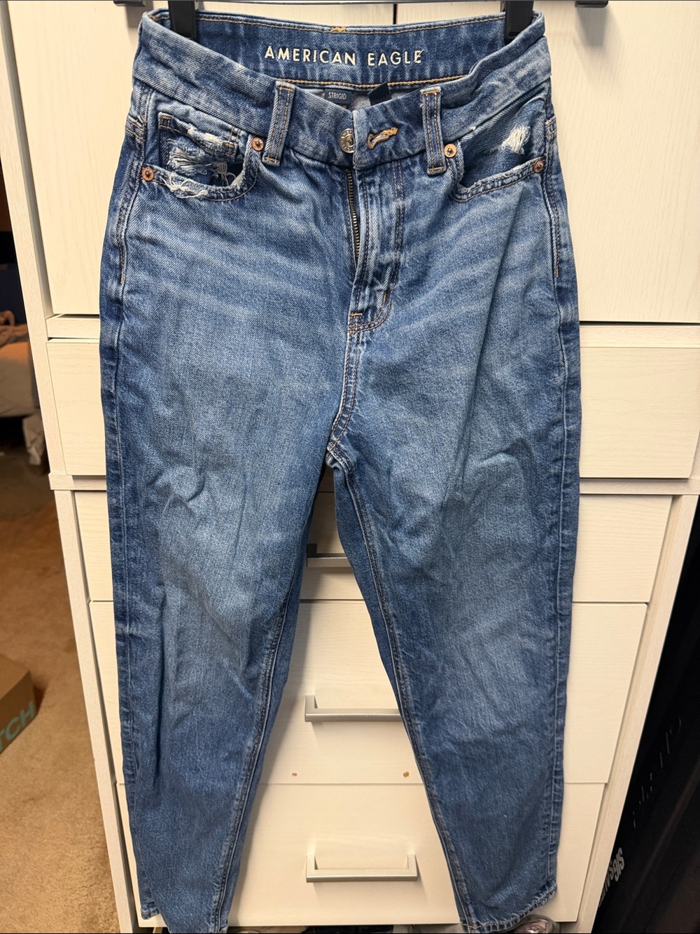 American Eagle Outfitters Light Blue mom Jeans